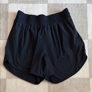 CRZ YOGA Women's Black Athletic Shorts